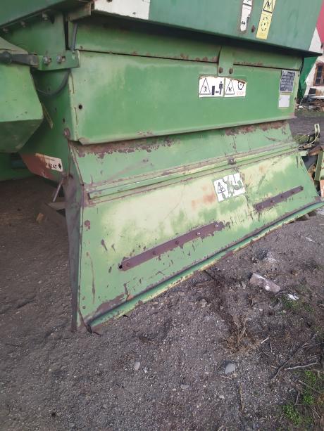 Terelőt csak lefel&eacute; lehet hajtani