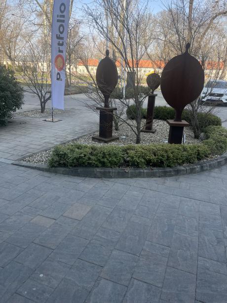 &Eacute;rkez&eacute;s a hotelhez
